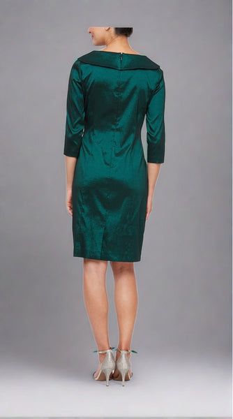 Noel Knee Length Dress